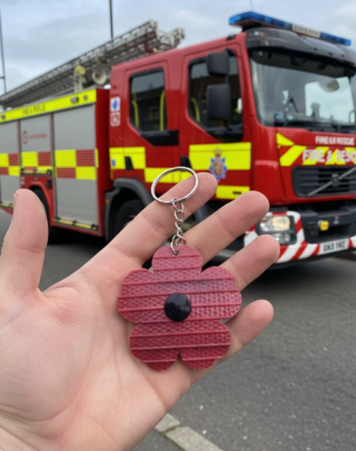 Bloom with Purpose – Sustainable Flower Keyring Made from Recycled Fire Hose
