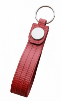 Heroes in Your Pocket – Playful Keyring Made from Ex-Fire Hose